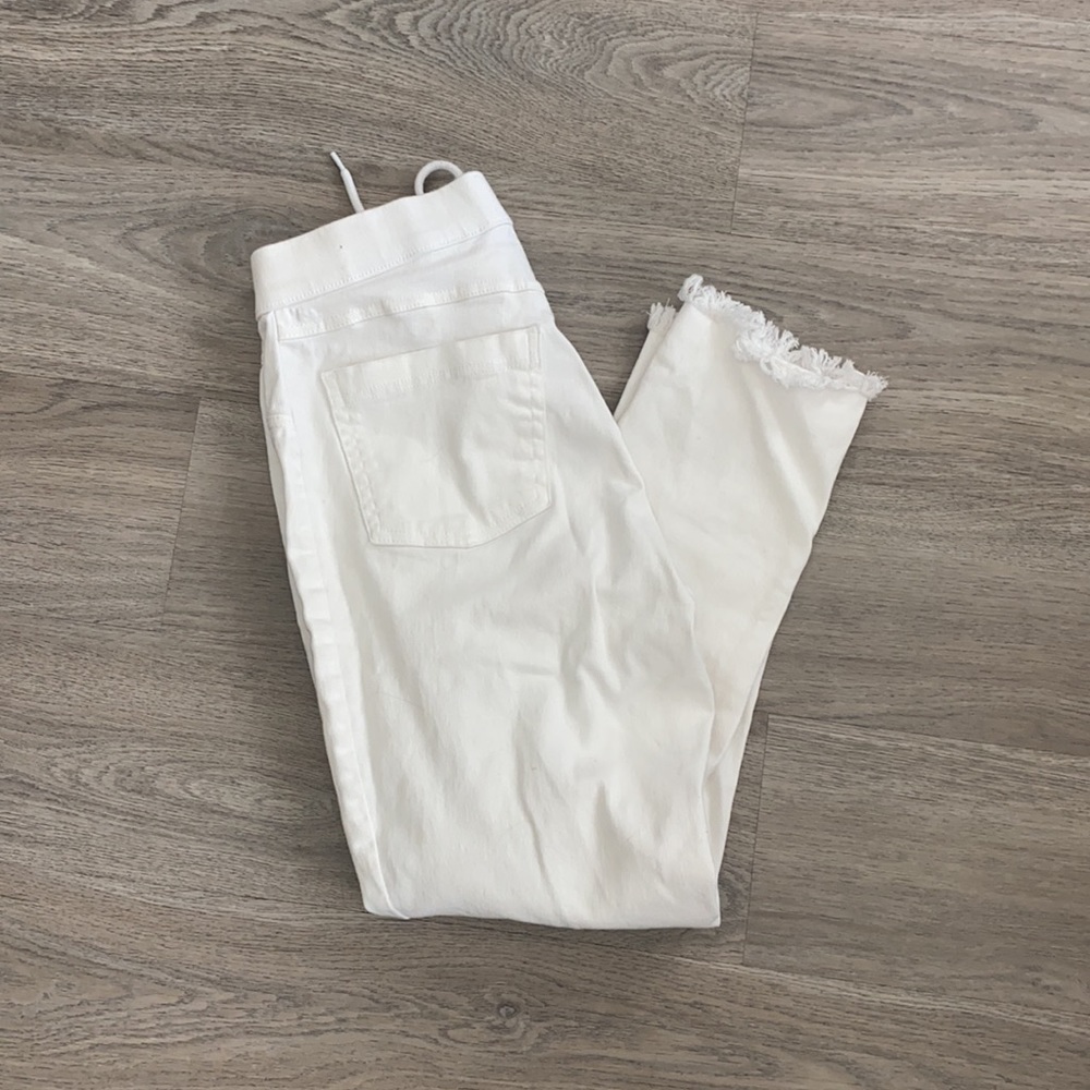 White jeans - Picture 3 of 4